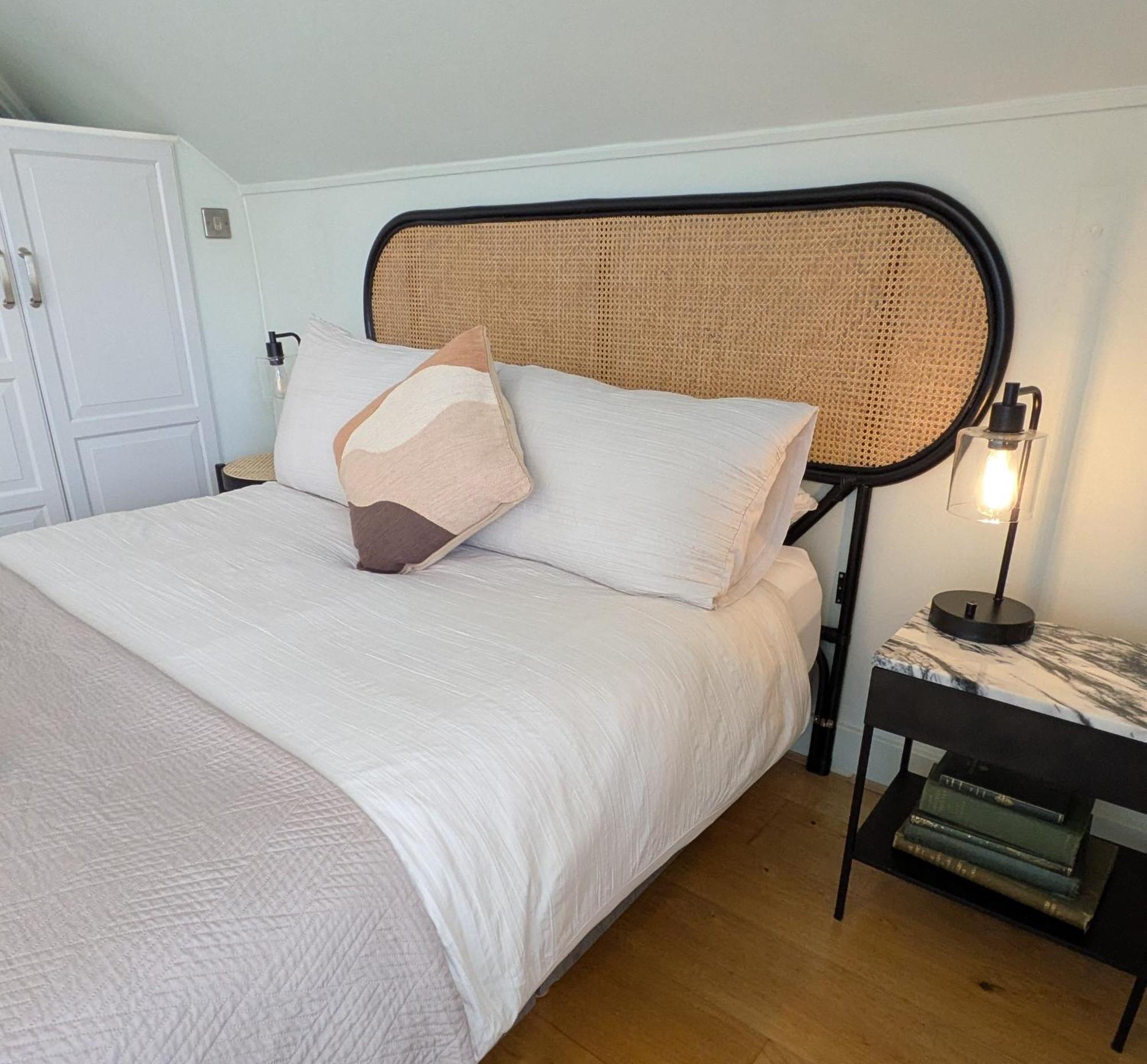 Charming Bright 2-Bed Heritage Flat, Battersea Park, London Ngoại thất bức ảnh